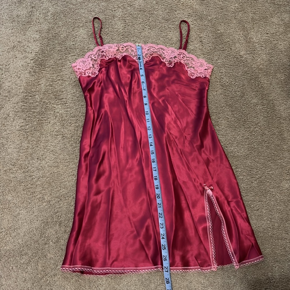 Victoria’s Secret - Chemise - Med - Picture 5 of 6